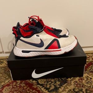 nike PG4 men’s size 9.5